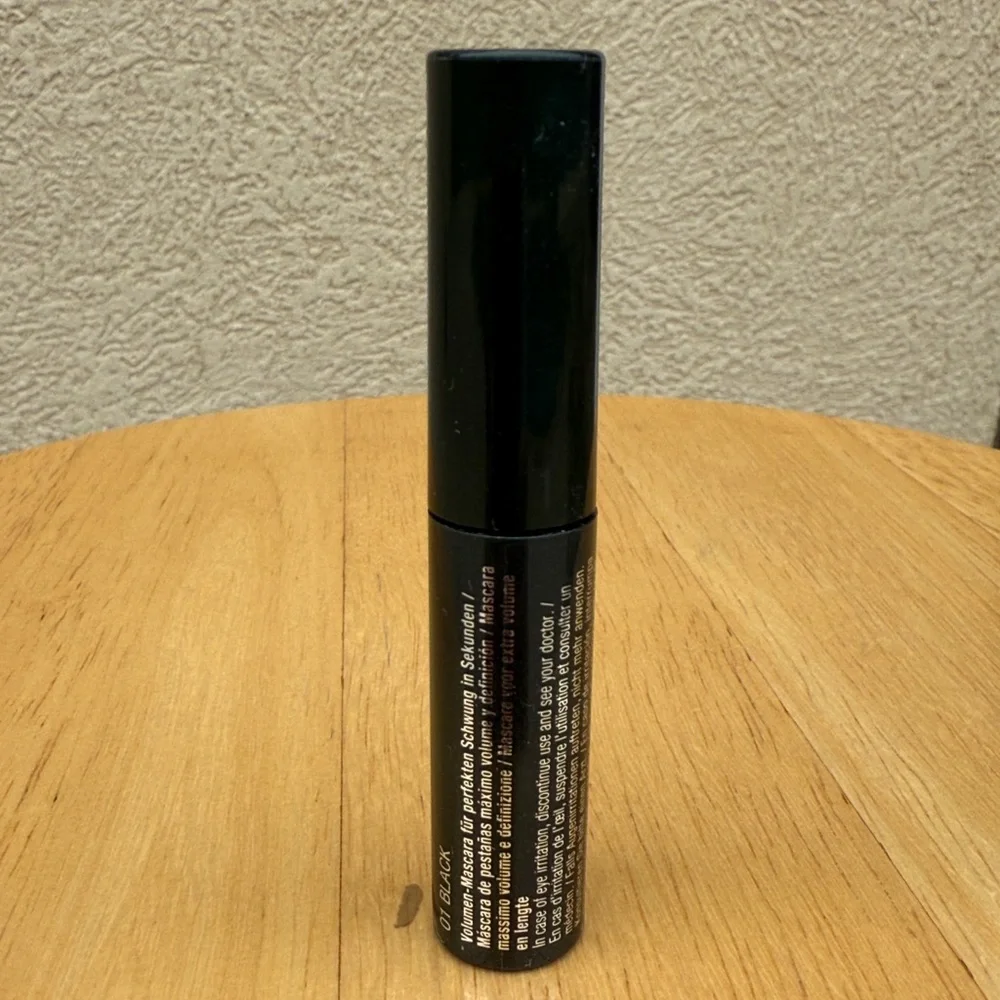 Clinique High Impact Mascara 0.14oz!!🔥🔥🔥